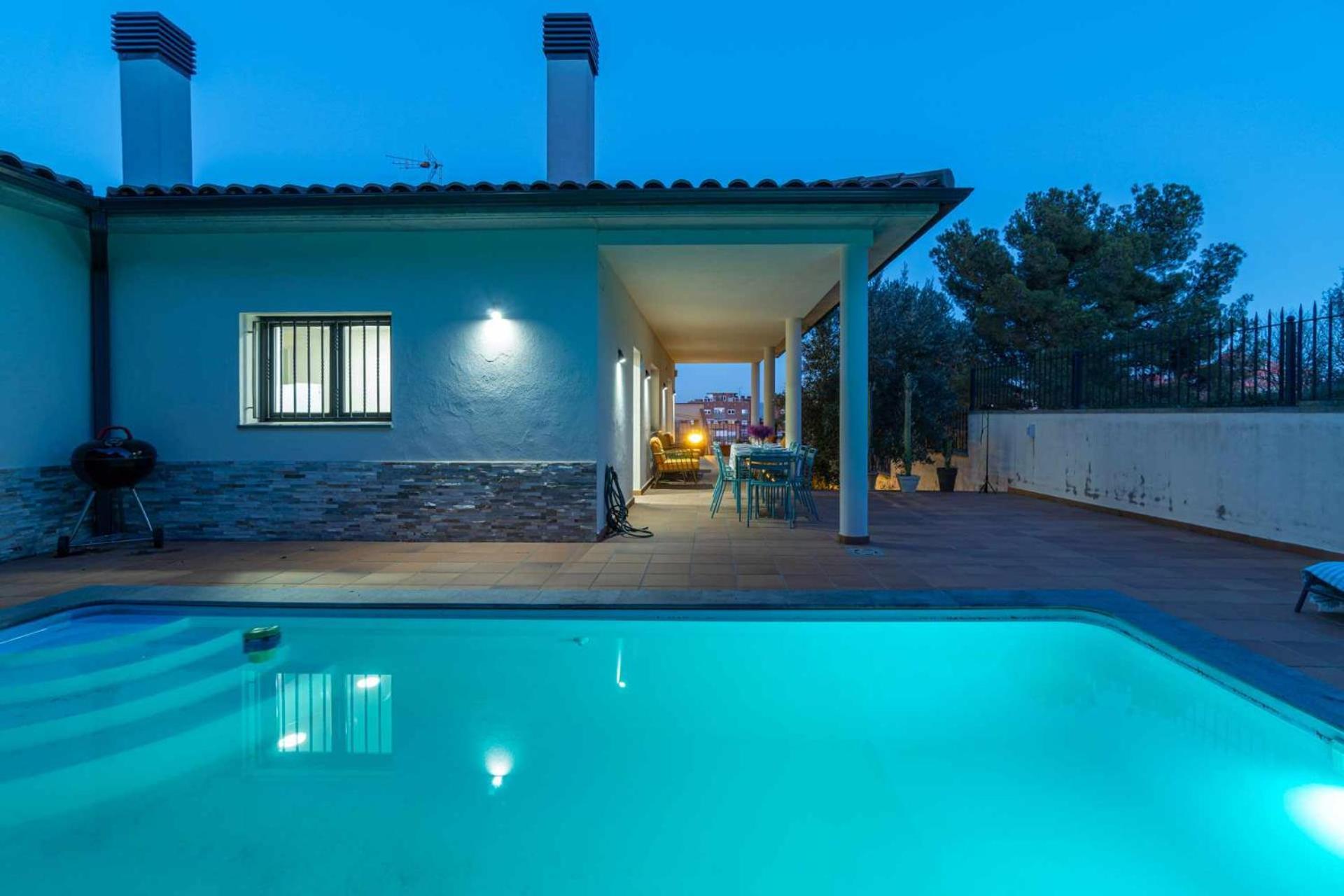 Jouvacations Villa Domenec Figueres (Girona) Exterior foto
